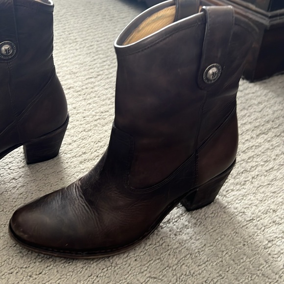 Frye Brown Leather Short Boot - Picture 2 of 8